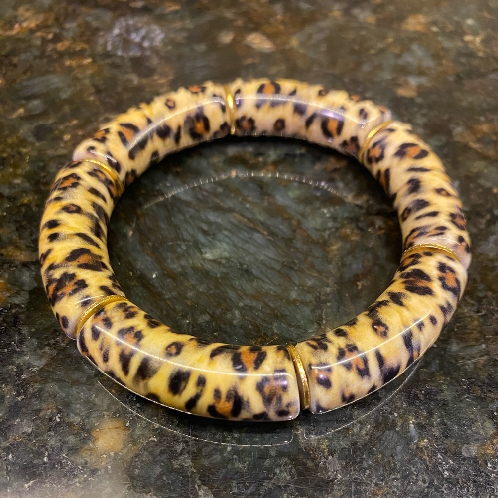 Taylor Shaye Leopard Print Bracelet